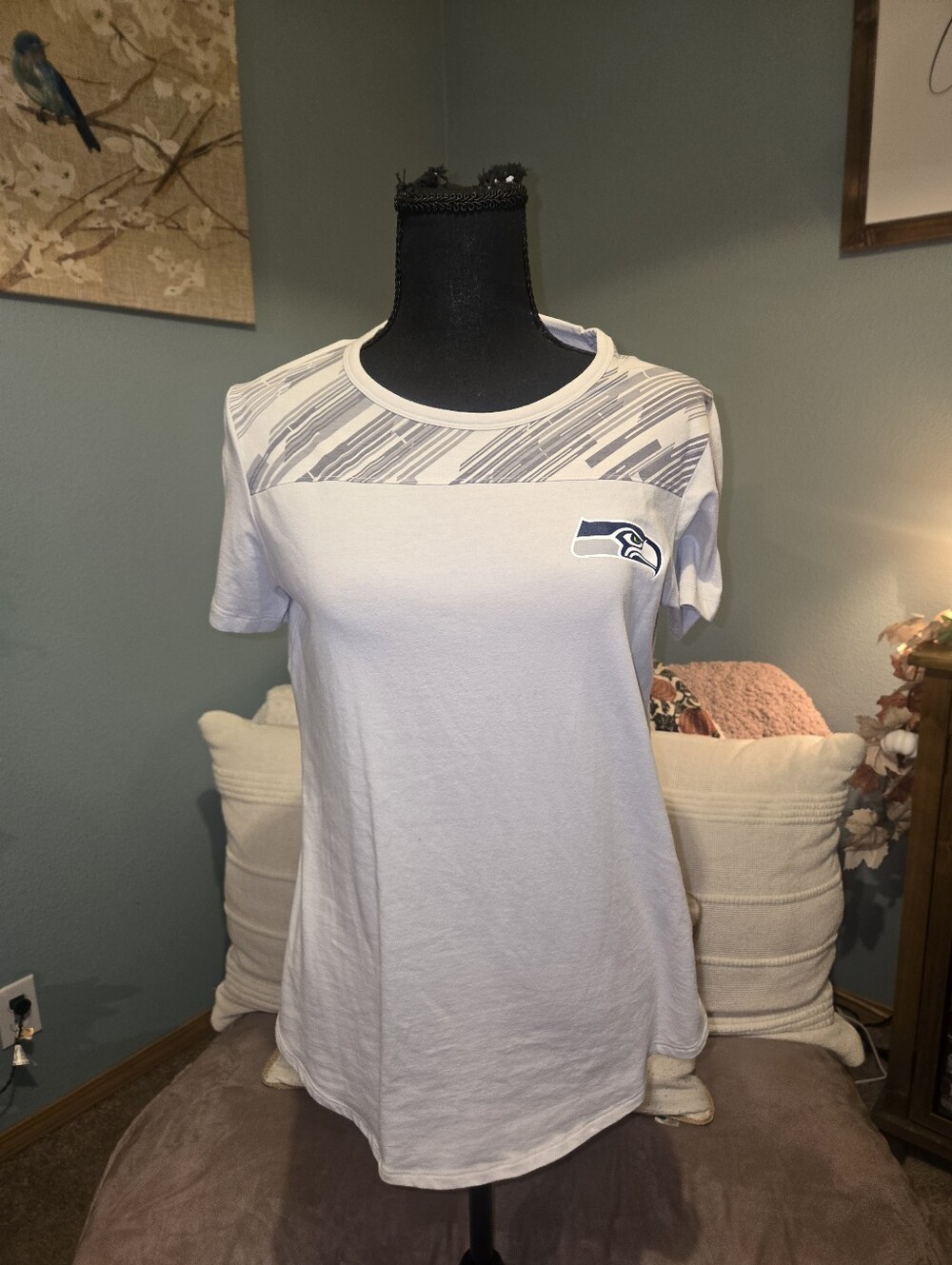 Under Armour Women's Short Sleeve Crew Tee in Light Gray with Seahawks Logo